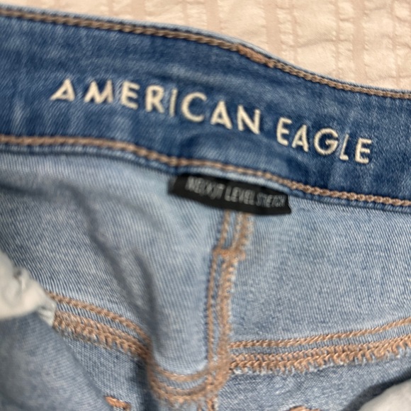 American Eagle Light Blue Jeans - Picture 1 of 4